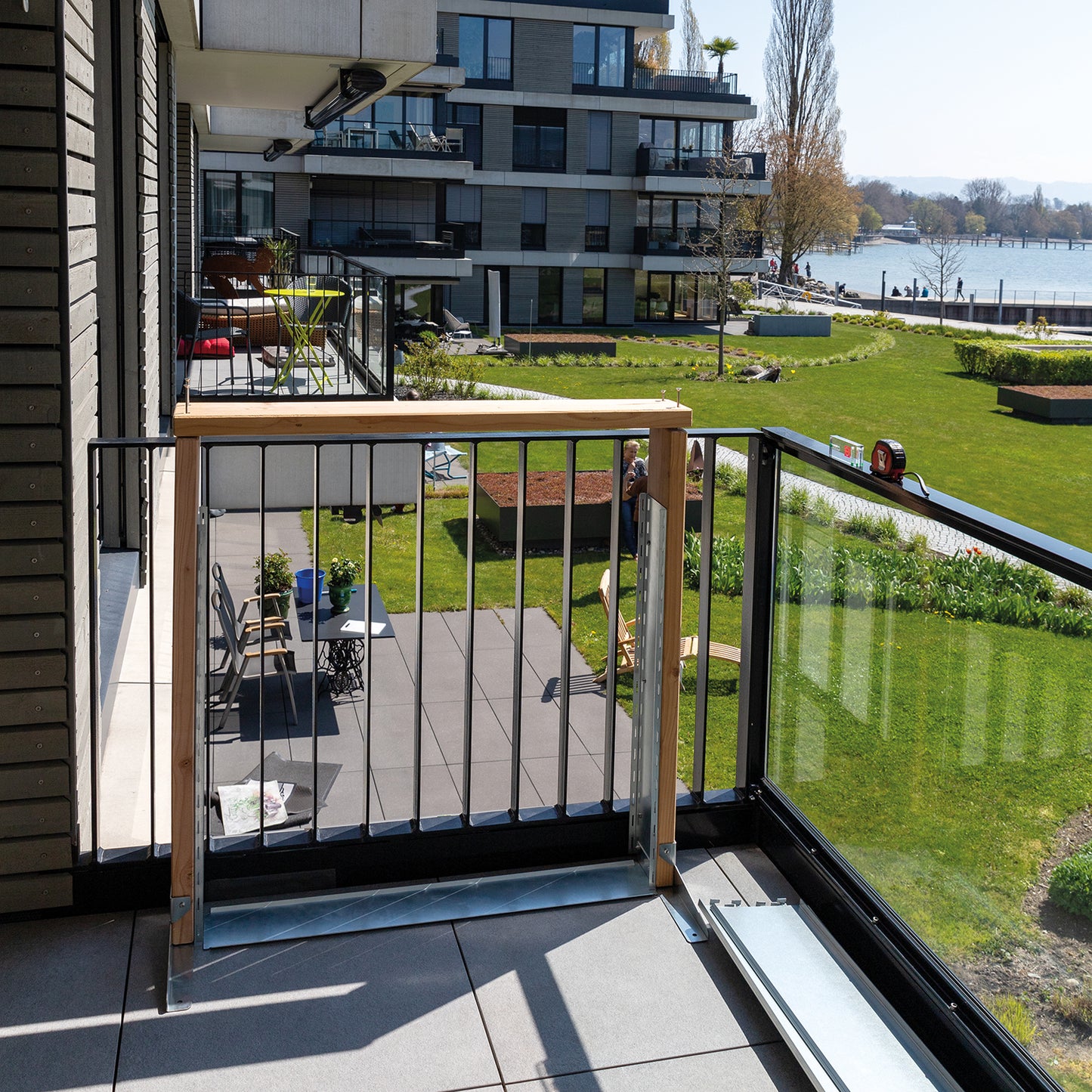 bellissa INALTO M4 vertikales Hochbeet einseitig bepflanzbar 100x32x100 cm