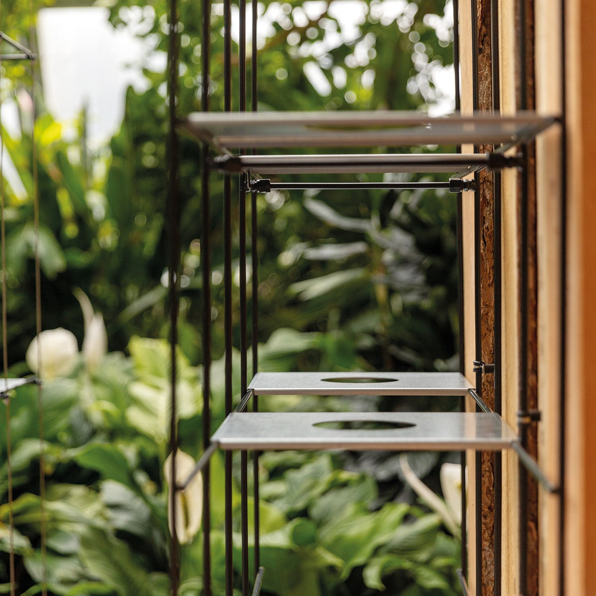 bellissa Vertikales Pflanzregal FILO 2 x 4 – Rasenkante 24
